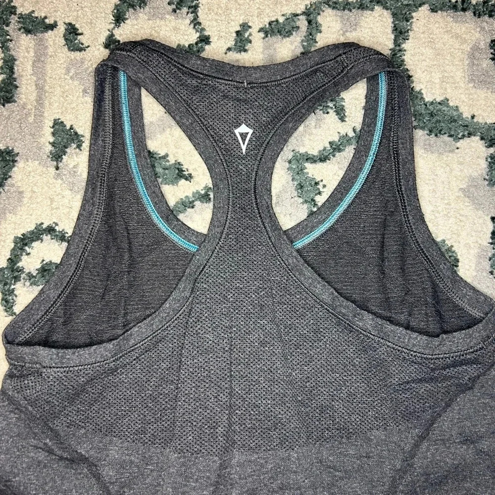 ivivva tank  top kids size 12​ - Picture 6 of 6